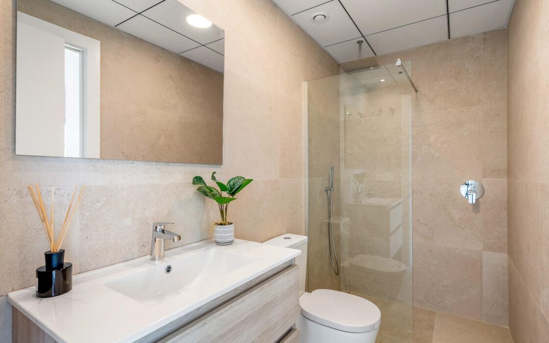 Вілла в Лос-Алькасарес, 4 кімнати, 1 км до моря