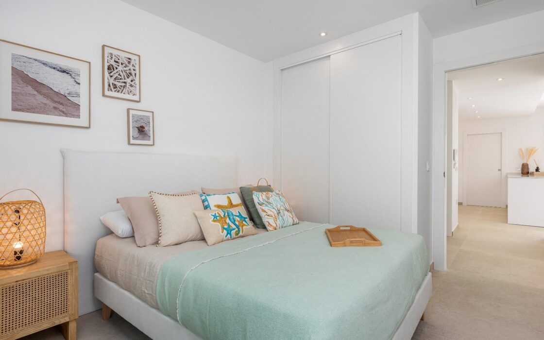 Простора вілла в Los Alcázares з видом на море 115 кв.м