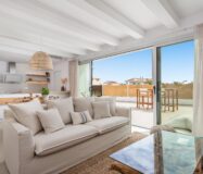 Простора вілла в Los Alcázares з видом на море 115 кв.м