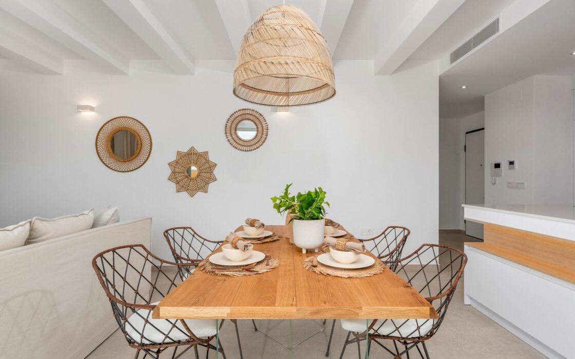 Простора вілла в Los Alcázares з видом на море 115 кв.м