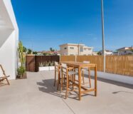 Простора вілла в Los Alcázares з видом на море 115 кв.м