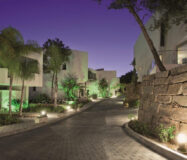 Таунхаус в Сьерра-Бланке 204 кв.м с террасой и мебелью