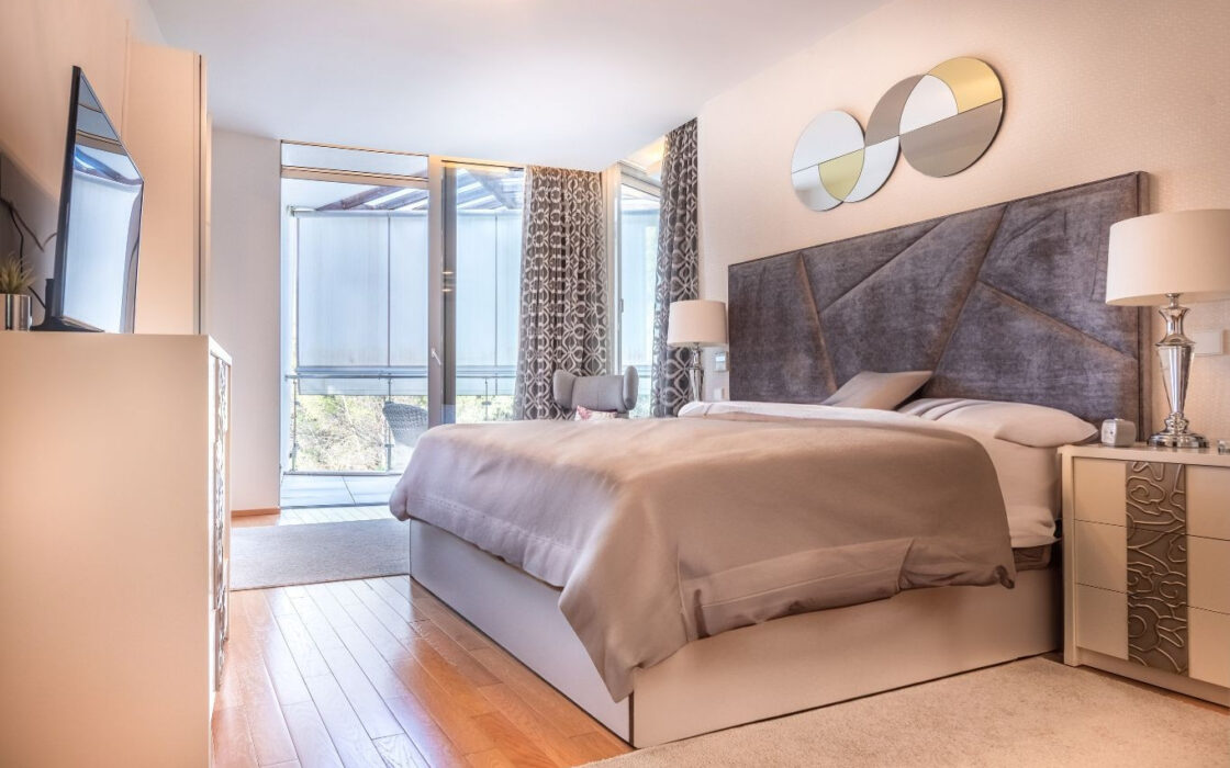 Таунхаус в Сьерра-Бланке 204 кв.м с террасой и мебелью