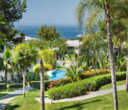 Таунхаус в Сьерра-Бланке 204 кв.м с террасой и мебелью