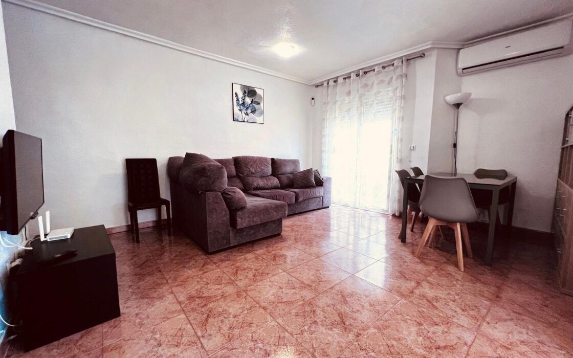 Квартира 102 кв.м в Торревьехе, 300 м до моря