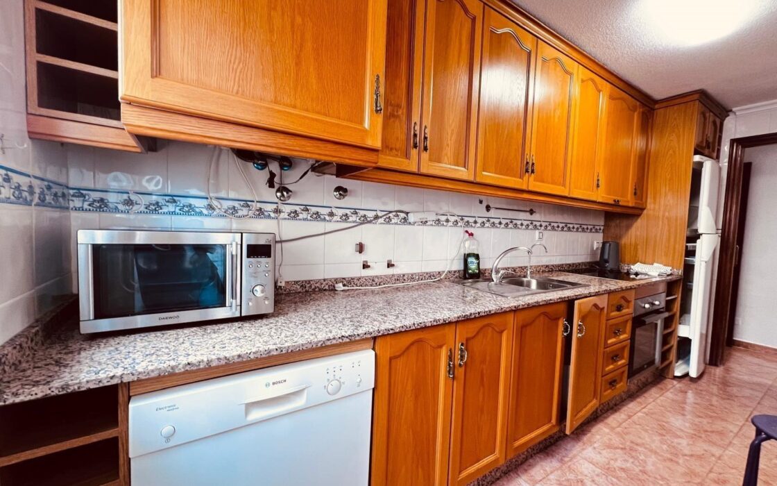 Квартира 102 кв.м в Торревьехе, 300 м до моря