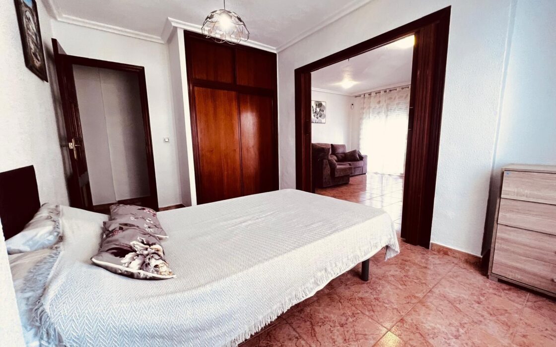 Квартира 102 кв.м в Торревьехе, 300 м до моря