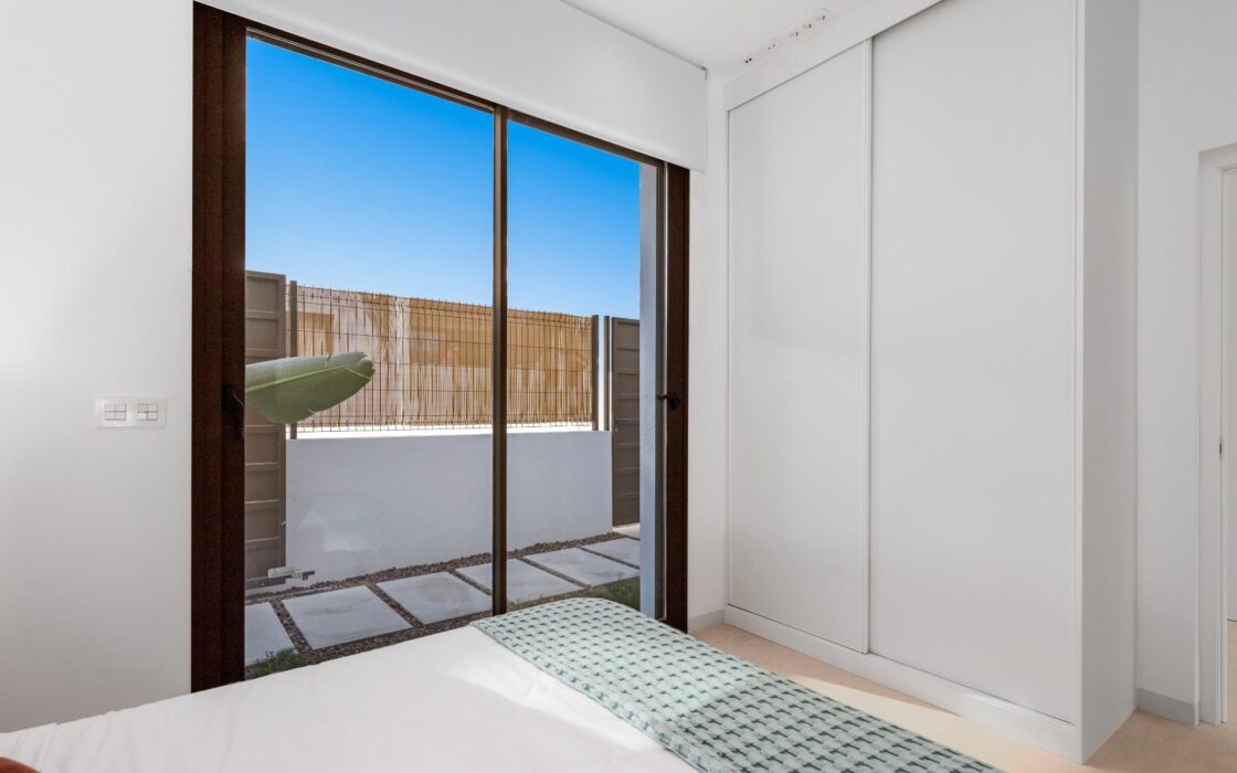 Вілла в Лос-Алькасаресі 220 кв.м з видом на море