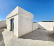 Дуплекс-пентхаус в Эстепоне 177 кв.м с террасой у моря