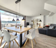 Дуплекс-пентхаус в Эстепоне 177 кв.м с террасой у моря