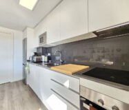 Дуплекс-пентхаус в Эстепоне 177 кв.м с террасой у моря