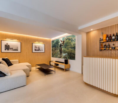 Дуплекс 180 кв.м з терасою в Лос-Пінос-де-Алоха