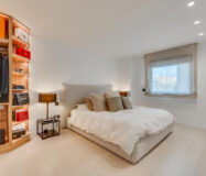 Дуплекс 180 кв.м с террасой в Лос-Пинос-де-Алоха