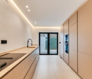 Дуплекс 180 кв.м с террасой в Лос-Пинос-де-Алоха