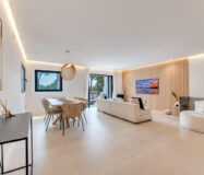 Дуплекс 180 кв.м с террасой в Лос-Пинос-де-Алоха