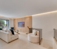 Дуплекс 180 кв.м с террасой в Лос-Пинос-де-Алоха