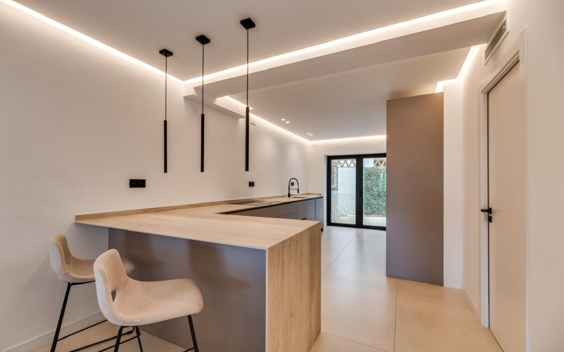 Дуплекс 180 кв.м с террасой в Лос-Пинос-де-Алоха