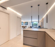 Дуплекс 180 кв.м с террасой в Лос-Пинос-де-Алоха