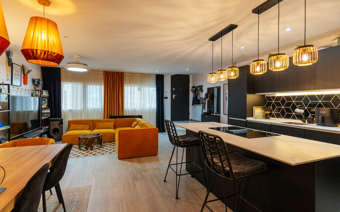 Двухкомнатная квартира с террасой у моря в жилом комплексе