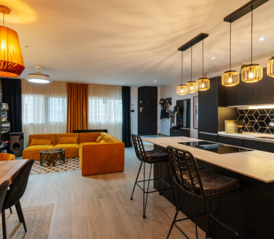 Двокімнатна квартира з терасою біля моря в житловому комплексі