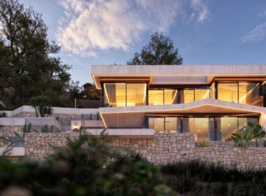 Розкішна вілла в Беніссі з панорамним видом 436 кв.м