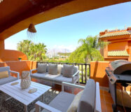 Дуплекс-пентхаус в Эстепоне 148 кв.м с террасами и видом на море