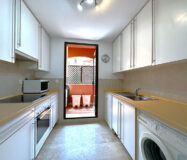 Дуплекс-пентхаус в Эстепоне 148 кв.м с террасами и видом на море