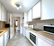 Дуплекс-пентхаус в Эстепоне 148 кв.м с террасами и видом на море