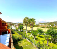 Дуплекс-пентхаус в Эстепоне 148 кв.м с террасами и видом на море