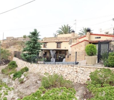 Будинок у Фортуні 200 кв.м з терасою та басейном