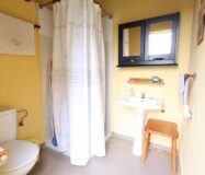 Будинок у Фортуні 200 кв.м з терасою та басейном