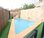 Будинок у Фортуні 200 кв.м з терасою та басейном