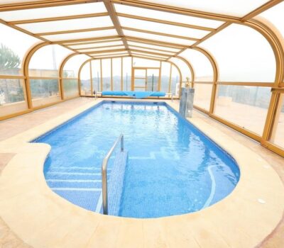 Будинок у Фортуні з терасою та басейном 120 кв.м 6 кімнат