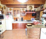 Будинок у Фортуні з терасою та басейном 120 кв.м 6 кімнат