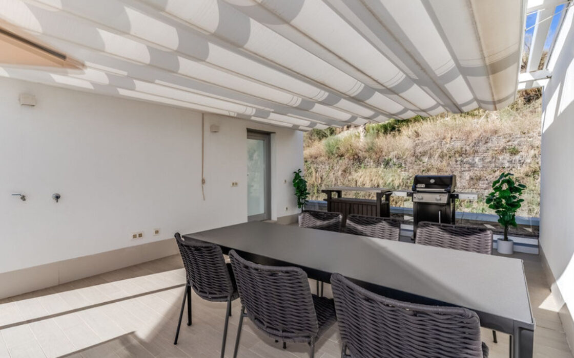 Новый таунхаус в Канселаде, 184 кв.м, с террасой