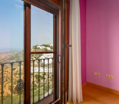 Чарівний Таунхаус у Касаресі з Терасою 20 кв.м