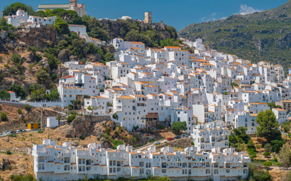 Очаровательный Таунхаус в Касаресе с Террасой 20 кв.м