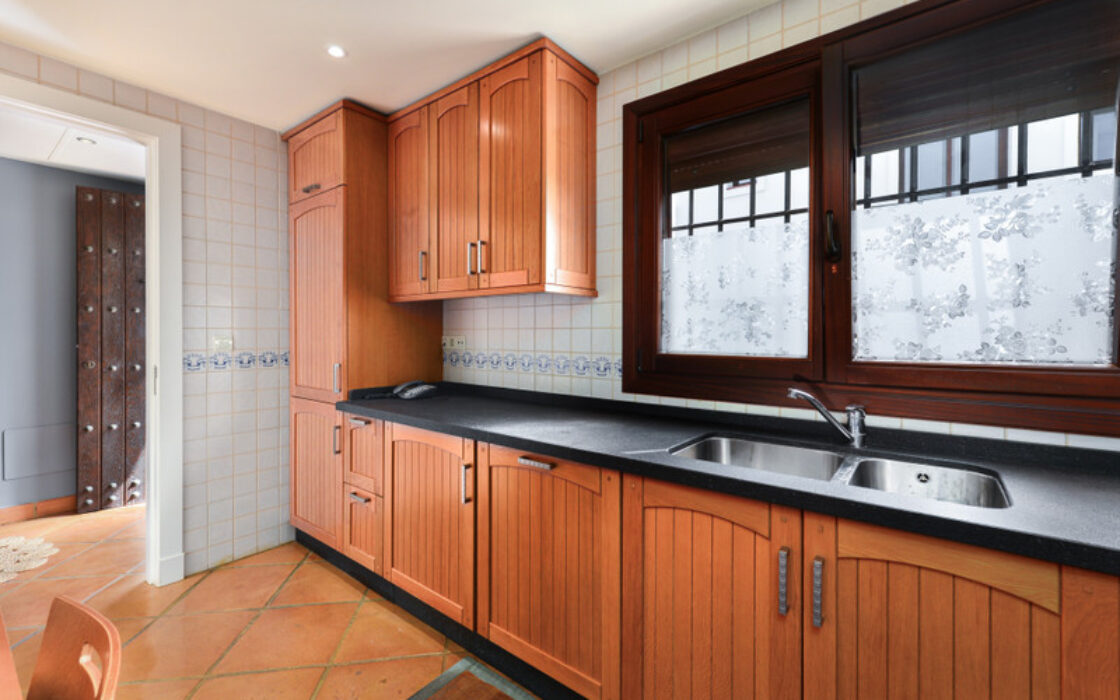 Очаровательный Таунхаус в Касаресе с Террасой 20 кв.м