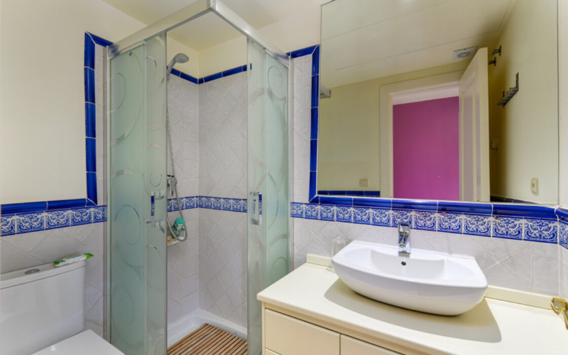 Очаровательный Таунхаус в Касаресе с Террасой 20 кв.м