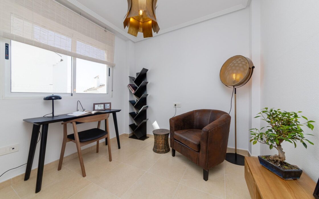 Новый жилой комплекс в Сан-Фульхенсио с террасой 3 спальные