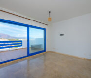 Двухуровневый пентхаус с террасой в Duquesa Golf Gardens