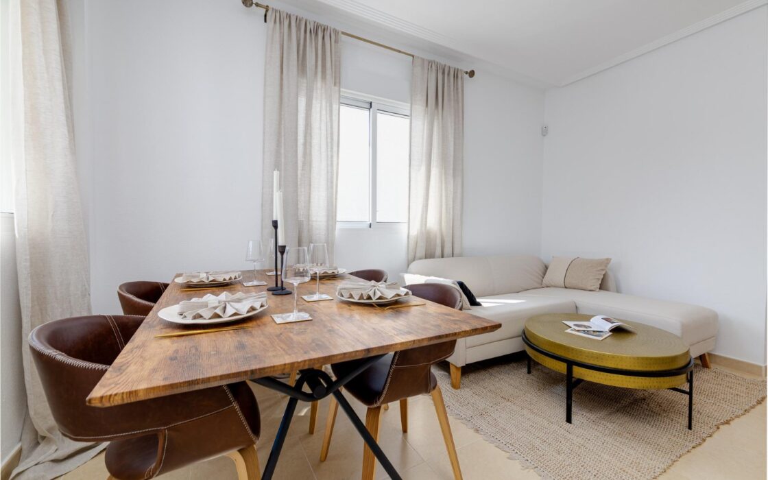 Новый жилой комплекс в Сан-Фульхенсио с террасой 109 кв.м