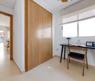 Новый жилой комплекс в Сан-Фульхенсио с террасой 109 кв.м