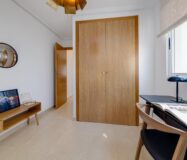 Новый жилой комплекс в Сан-Фульхенсио с террасой 109 кв.м