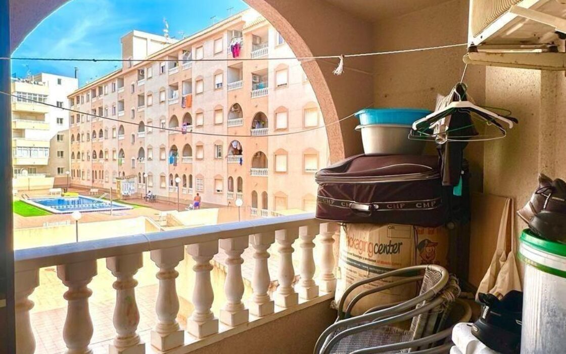 Апартаменты 66 кв.м у моря в Торревьехе с террасой