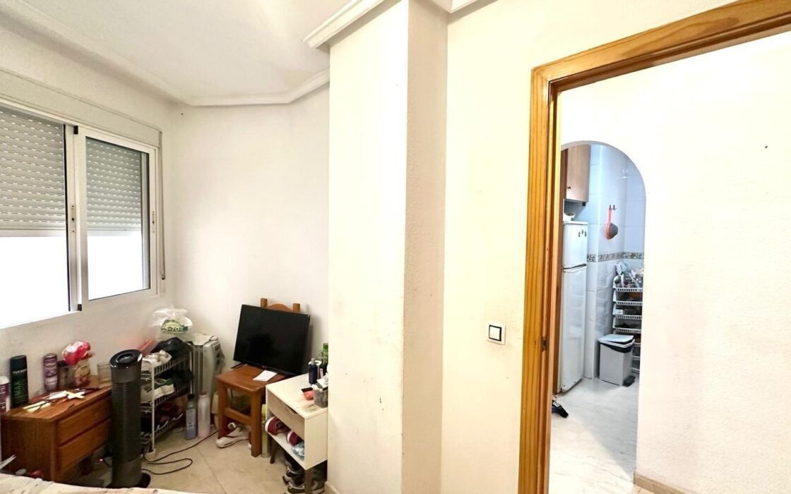 Апартаменты 66 кв.м у моря в Торревьехе с террасой