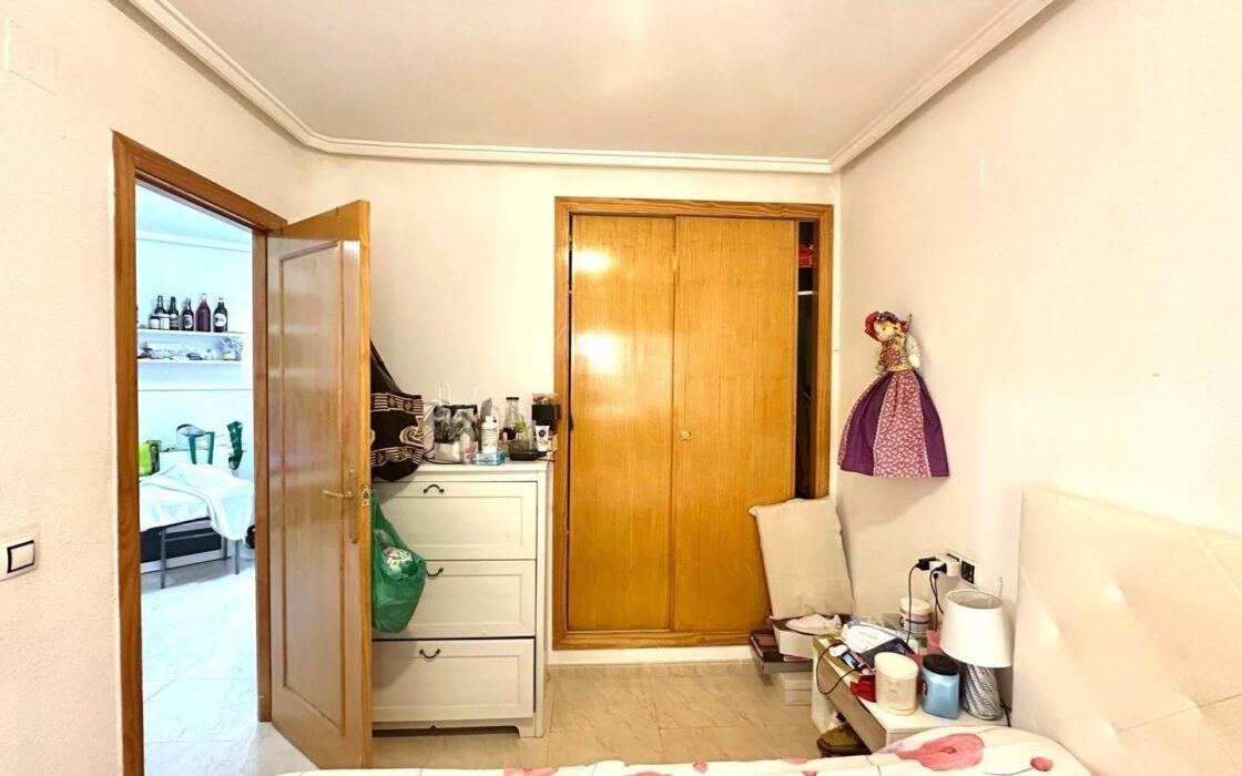 Апартаменты 66 кв.м у моря в Торревьехе с террасой