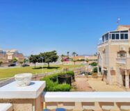 Дом в Торревьехе с террасой 65 кв.м для комфортного отдыха