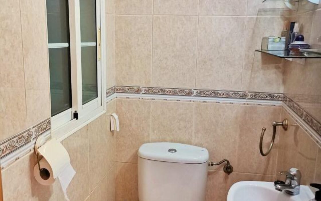 Дом в Торревьехе с террасой 65 кв.м для комфортного отдыха