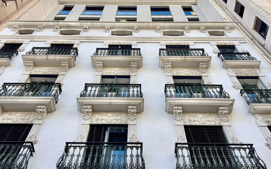 Дуплекс в Валенсии 162 кв.м с террасой и 5 комнатами